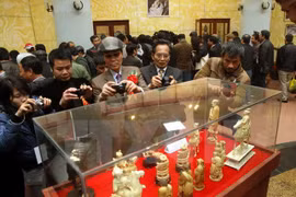 1,000 antiques auctioned for charity in Nam Dinh 