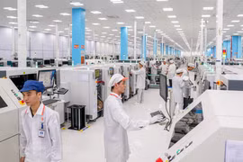 Discovering Made-in-Vietnam 5G-enabled smartphone factory