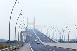 Expressway boosts development in economic triangle axis 