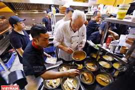 British chef introduces Vietnamese food to the world