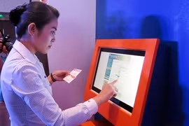 Vietnamese banks urged to use latest IT
