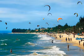  Binh Thuan to focus on sea sports, leisure tourism 