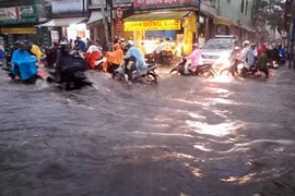 HCM City to implement measures to control worsening flooding crisis
