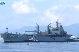  Australian naval ship visits Da Nang 