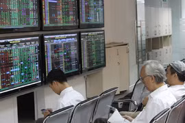 Vietnamese shares down after France tragedy 