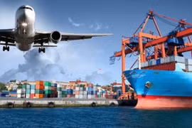 PM calls for more measures to reduce logistics costs