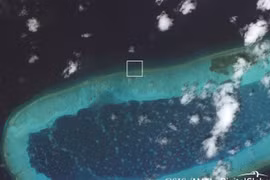 Vietnam resolutely opposes China’s activities in Bombay Reef