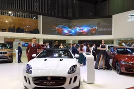 Vietnam Motor Show 2018 kicks off in HCM City