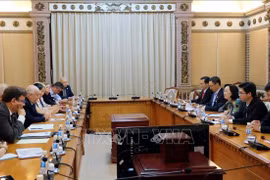 HCM City, UK promote cooperation between elected agencies