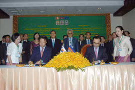 RoK provides loan for sewage system development in Cambodia