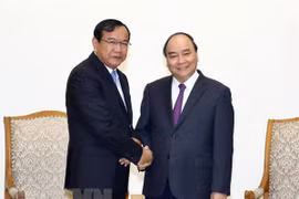 Prime Minister applauds development of Vietnam-Cambodia relations 