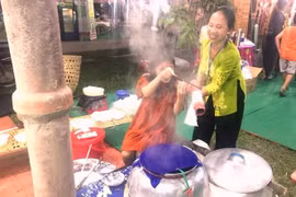 Rice paper festival opens in Tay Ninh
