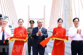 Ha Long-Hai Phong expressway open to traffic 