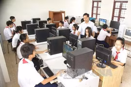 National reforms make teachers redundant