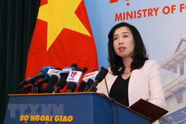 Vietnam asks China to stop bomber drills in Hoang Sa 