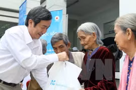 HCM City authorities ensure warm Tet for everyone