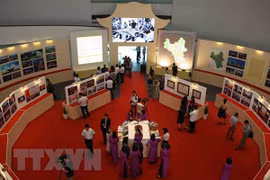 Over 1,000 precious items donated to Hanoi Museum