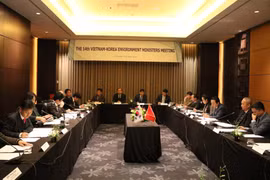 RoK ready to help Vietnam with environmental protection: official