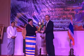 Thailand, Myanmar boost border trade