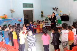 Law proposes higher teacher standard