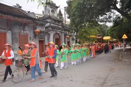 Pho Hien folk cultural festival kicks off in Hung Yen