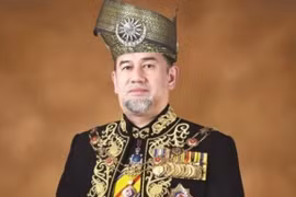Malaysian King takes pay cut to help slash country’s debts