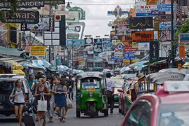 Thailand welcomes record number in foreign tourists
