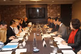 Deputy PM updates US firms on Vietnam’s economic policies