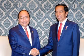 PM meets Cambodian, Indonesian leaders in New Delhi