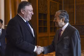 US Secretary of State meets with Malaysian PM 