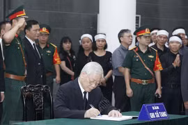 Party leader Do Muoi remembered with high praise 