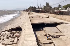 Meeting looks to address erosion, sediment deposition along central coast