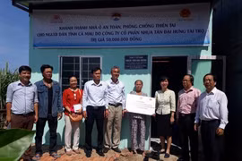 Disaster-proof houses built for poor people in Mekong Delta