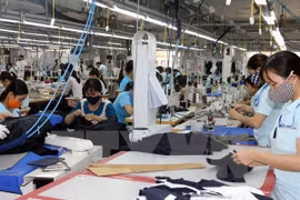 Impacts of US-China trade war on Vietnam’s garment, footwear industries 