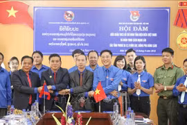 Dien Bien, northern Lao provinces enhance youth exchanges