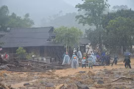 Front sends relief to flood-hit Yen Bai