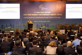 Int’l experts propose measures for Vietnam’s sustainable energy 