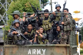 Philippine security forces launch raid on militants in southern region