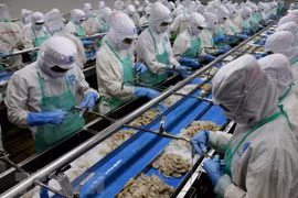 Seafood processing firms lack materials 