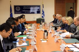 Greek President backs all-round cooperation with Vietnam 