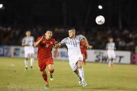 Nearly 1,800 seats added to HCM City-Hanoi air route in AFF Cup fever
