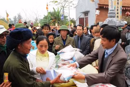 Government allocates rice to residents in four provinces