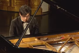 Overseas Vietnamese pianist held solo concert in Vietnam
