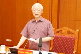 Sub-committee on documents of 13th National Party Congress meets