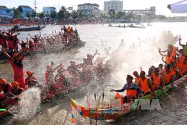 Khmer ethnic culture festival shines in Kien Giang