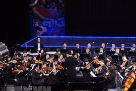 Vietnamese, US choirs on same stage