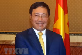 Deputy PM attends Vietnam-UK business forum in London