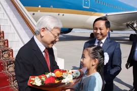 Party leader begins Russia visit