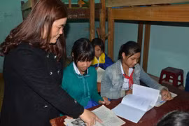Teachers take Tet to the hills