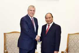 Prime Minister receives British Prince Andrew in Hanoi